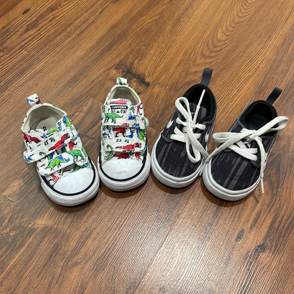 Bundle tenis shoes - Picture 1 of 7